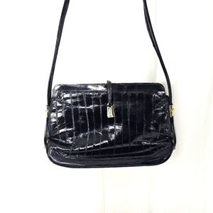 100% eel skin vintage shoulder bag Black with 2 compartments and weighted close